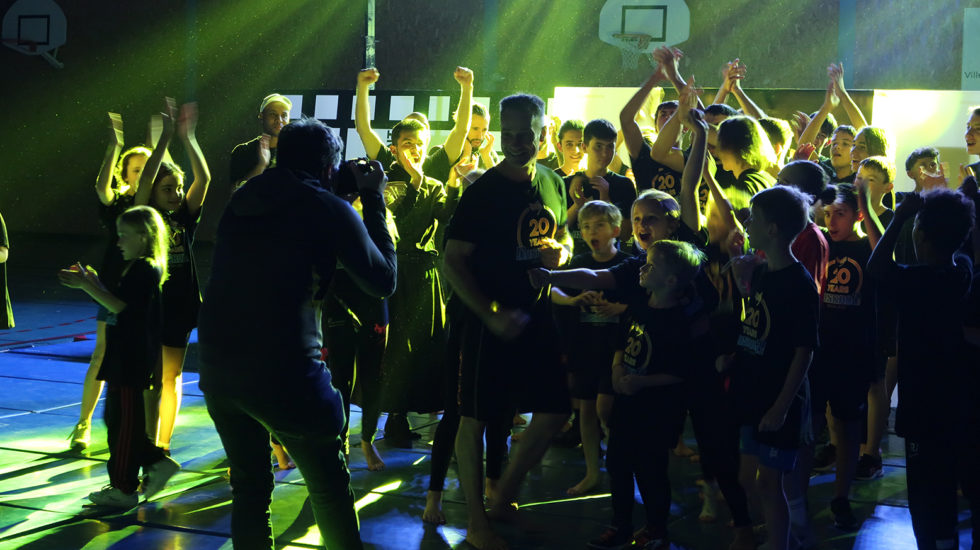 Cascade 31 PARKOUR / FREERUN / CHASETAG / STUNT TRICKING / COMBATS CINÉMA / GYM MARTIALE / TEAM BUILDING / ANIMATIONS / STAGES