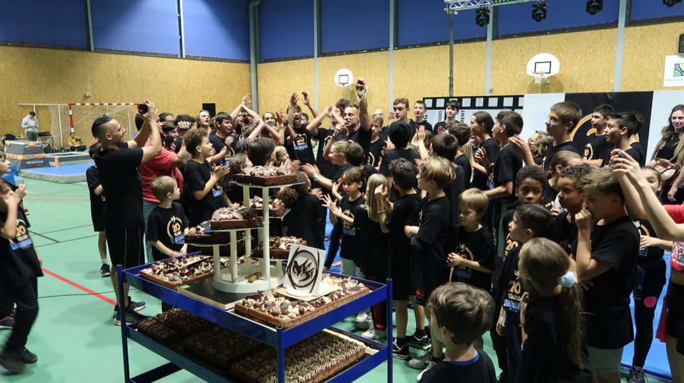 Cascade 31 PARKOUR / FREERUN / CHASETAG / STUNT TRICKING / COMBATS CINÉMA / GYM MARTIALE / TEAM BUILDING / ANIMATIONS / STAGES