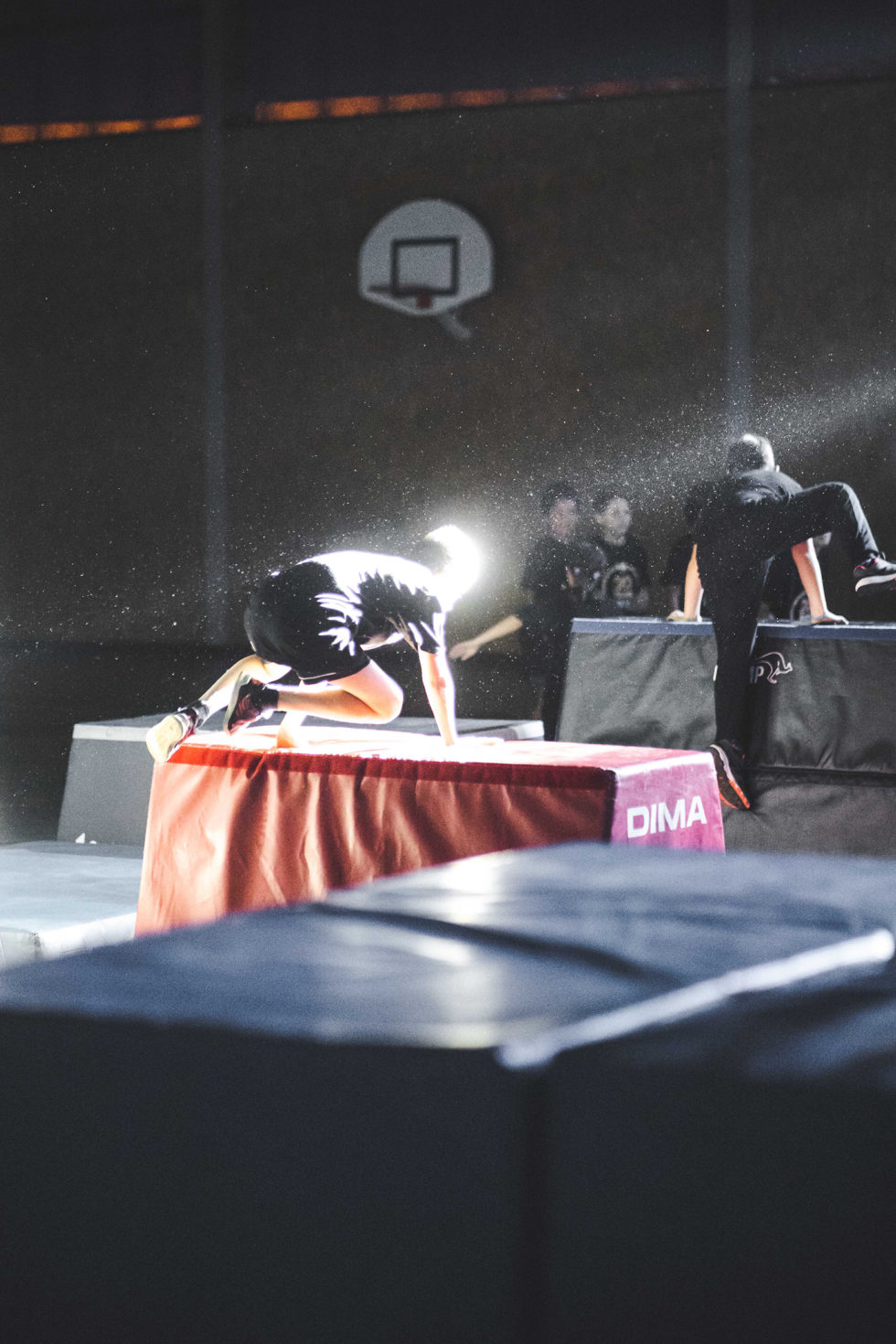 Cascade 31 PARKOUR / FREERUN / CHASETAG / STUNT TRICKING / COMBATS CINÉMA / GYM MARTIALE / TEAM BUILDING / ANIMATIONS / STAGES