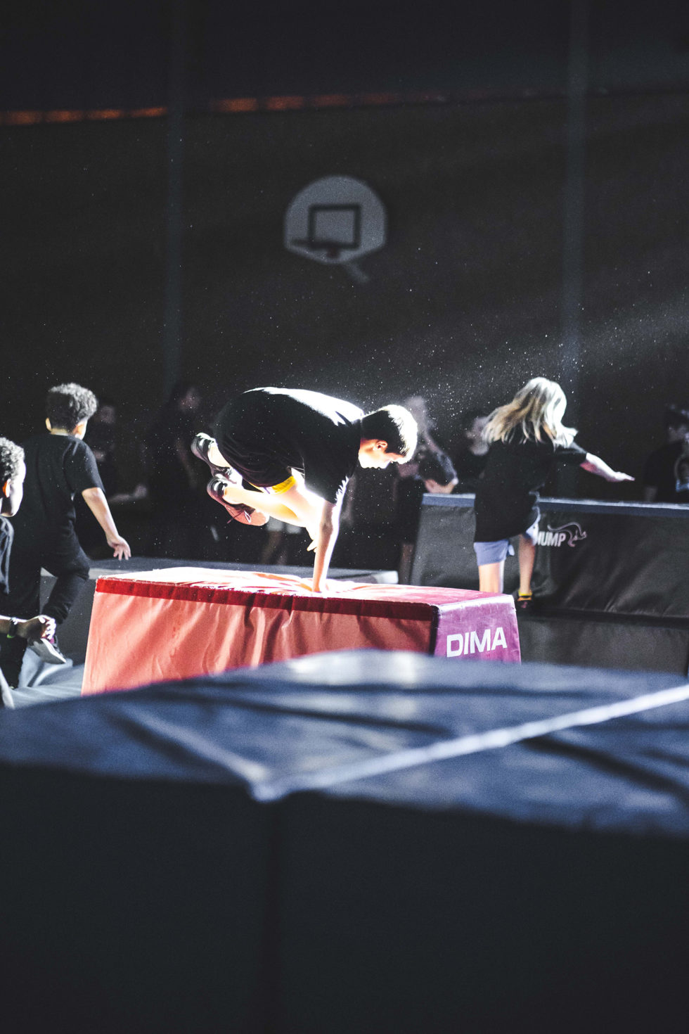 Cascade 31 PARKOUR / FREERUN / CHASETAG / STUNT TRICKING / COMBATS CINÉMA / GYM MARTIALE / TEAM BUILDING / ANIMATIONS / STAGES