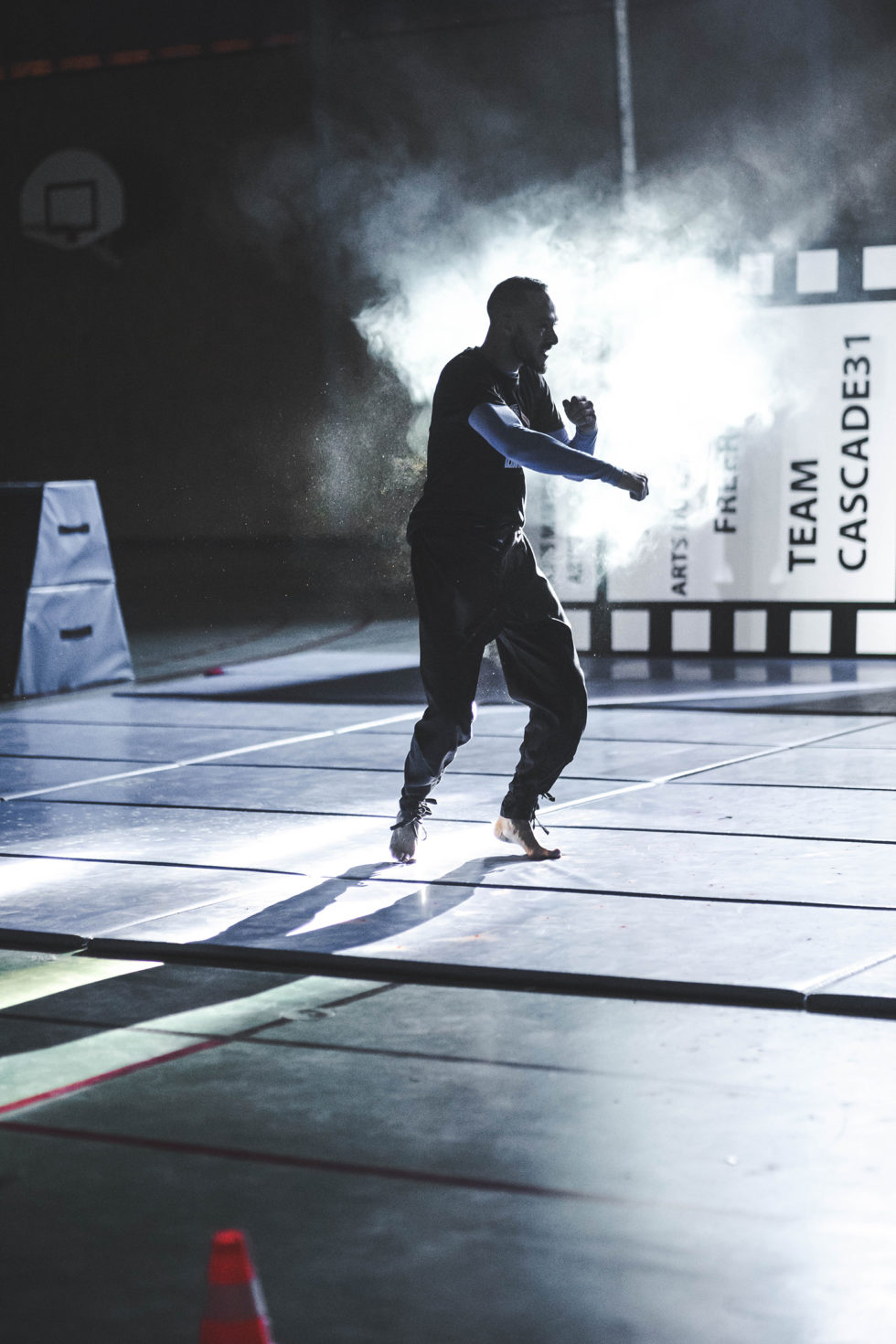 Cascade 31 PARKOUR / FREERUN / CHASETAG / STUNT TRICKING / COMBATS CINÉMA / GYM MARTIALE / TEAM BUILDING / ANIMATIONS / STAGES