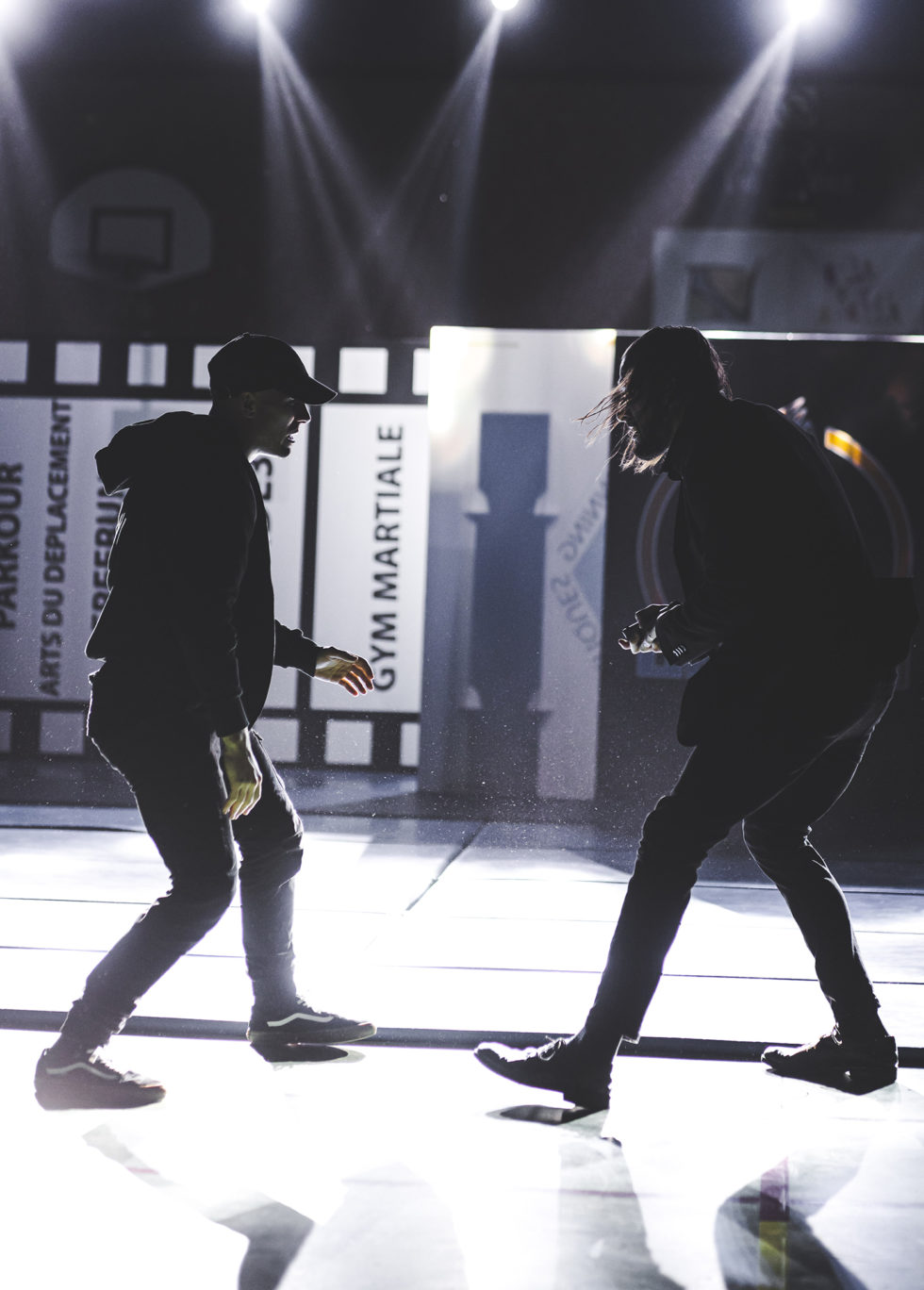 Cascade 31 PARKOUR / FREERUN / CHASETAG / STUNT TRICKING / COMBATS CINÉMA / GYM MARTIALE / TEAM BUILDING / ANIMATIONS / STAGES