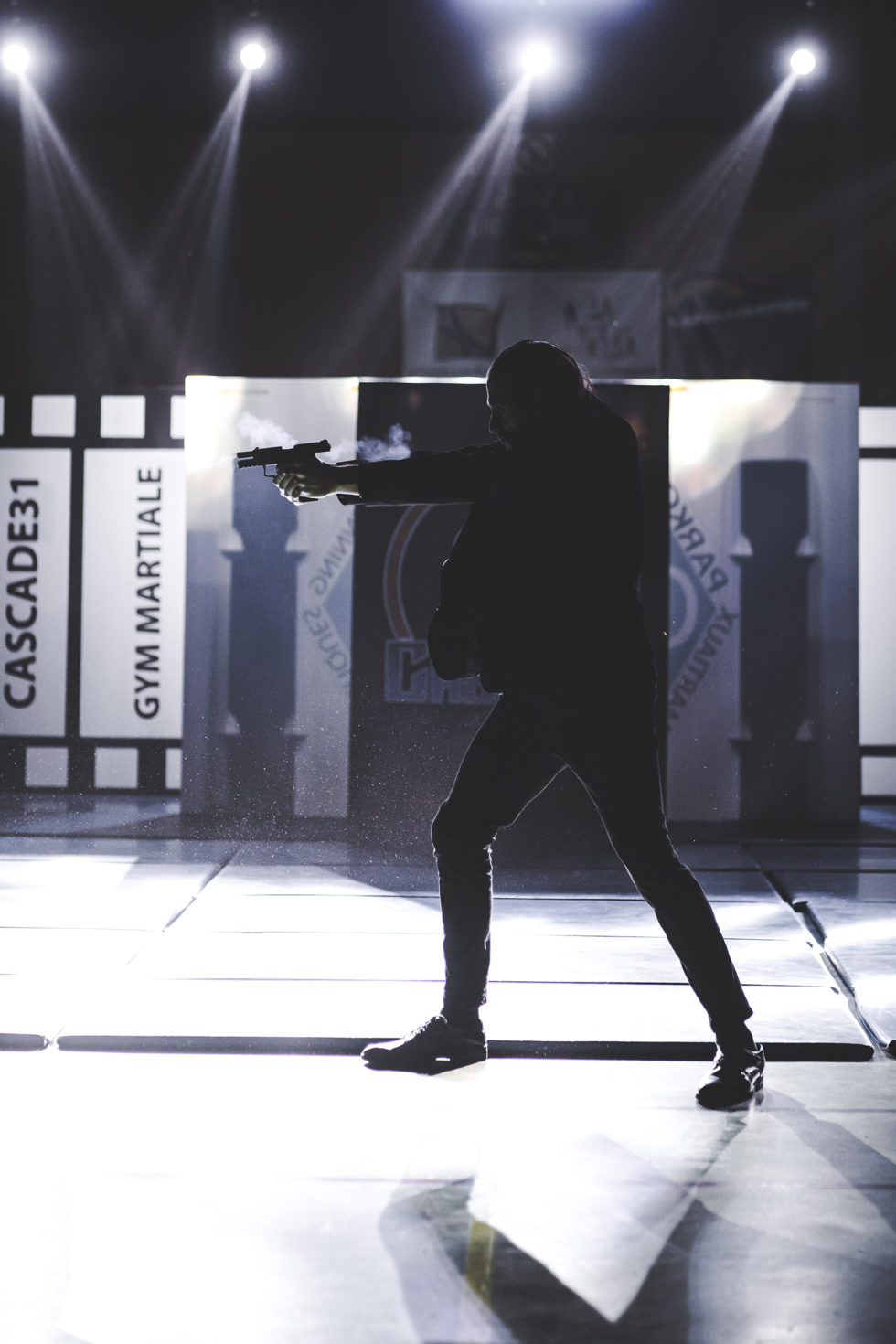 Cascade 31 PARKOUR / FREERUN / CHASETAG / STUNT TRICKING / COMBATS CINÉMA / GYM MARTIALE / TEAM BUILDING / ANIMATIONS / STAGES