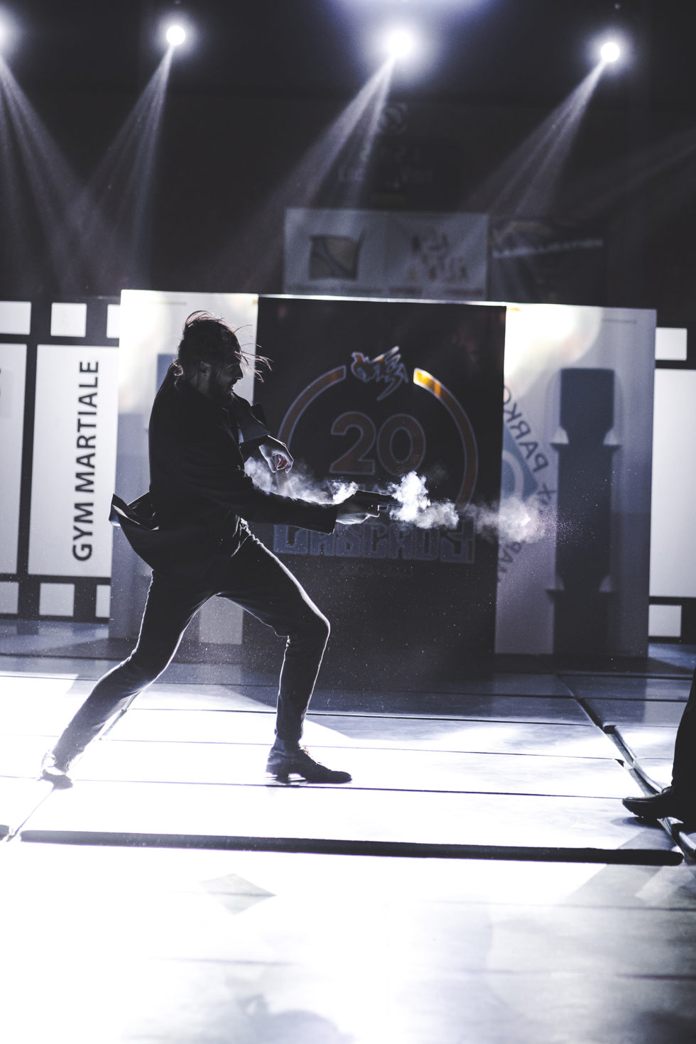 Cascade 31 PARKOUR / FREERUN / CHASETAG / STUNT TRICKING / COMBATS CINÉMA / GYM MARTIALE / TEAM BUILDING / ANIMATIONS / STAGES