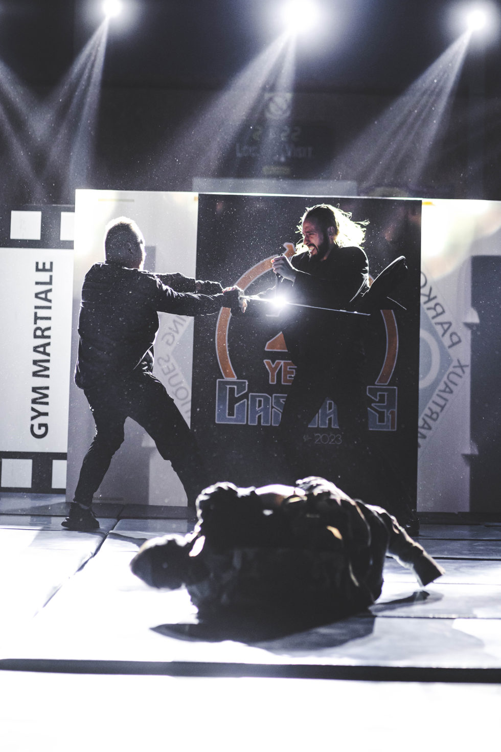 Cascade 31 PARKOUR / FREERUN / CHASETAG / STUNT TRICKING / COMBATS CINÉMA / GYM MARTIALE / TEAM BUILDING / ANIMATIONS / STAGES