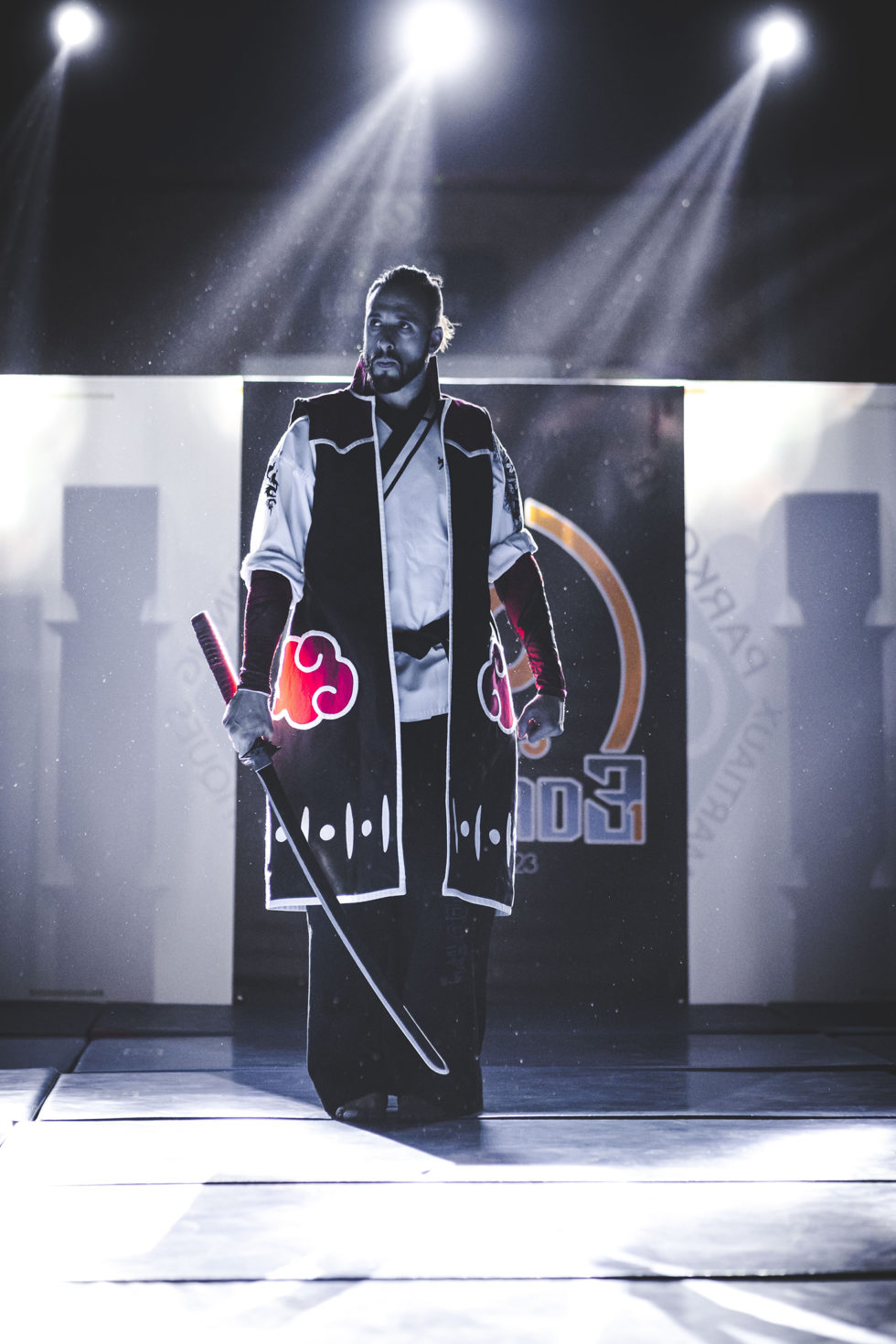 Cascade 31 PARKOUR / FREERUN / CHASETAG / STUNT TRICKING / COMBATS CINÉMA / GYM MARTIALE / TEAM BUILDING / ANIMATIONS / STAGES