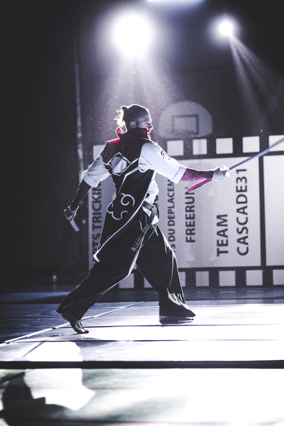 Cascade 31 PARKOUR / FREERUN / CHASETAG / STUNT TRICKING / COMBATS CINÉMA / GYM MARTIALE / TEAM BUILDING / ANIMATIONS / STAGES